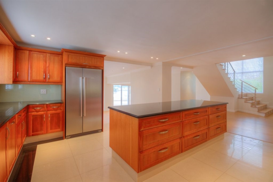 4 Bedroom Property for Sale in Royal Alfred Marina Eastern Cape